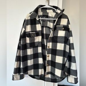 Billabong oversized fleece shacket, size: M.